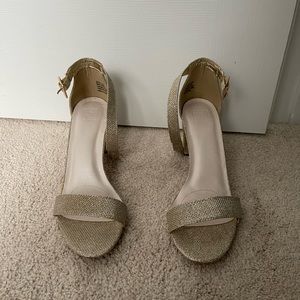 Gold Arya David’s Bridal heels